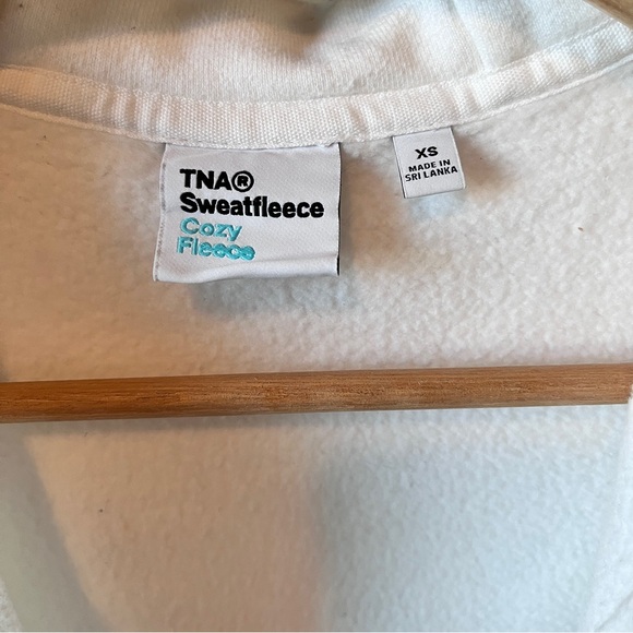 Aritzia Cozy Fleece Hoodie Sweatshirt - White - Picture 3 of 4